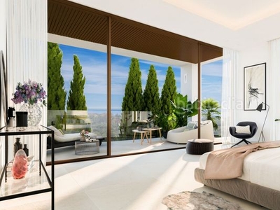 Casa con 4 habitaciones amueblada con ascensor, parking, piscina, calefacción y aire acondicionado en Marbella