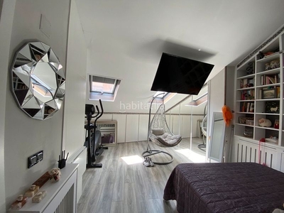 Dúplex con 3 habitaciones amueblado con calefacción y aire acondicionado en Alcalá de Henares
