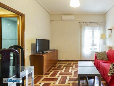 Encantador apartamento de 2 dormitorios en alquiler en Prosperidad.