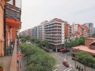 Piso con 2 habitaciones con ascensor en Sants-Badal Barcelona