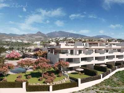 Apartamento en venta en Estepona, Málaga