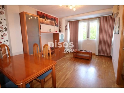 Piso en venta en Calle Estudiantes en La Alhóndiga por 172.000 €