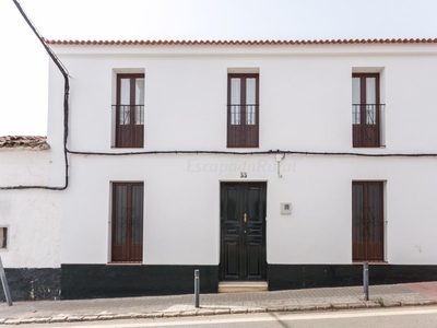 Casa En Almadén de la Plata, Sevilla