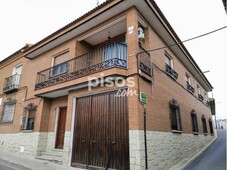 Casa pareada en venta en La Puebla de Montalbán