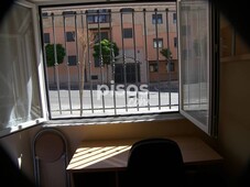 Estudio en alquiler en Calle de Luis Sala Balust, 33