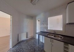 Piso con 3 habitaciones en Parets del Vallès