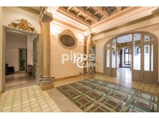 Piso en venta en Carrer de Muntaner, cerca de Carrer de Santaló