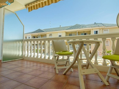 Alquiler Piso Badajoz. Piso de tres habitaciones Segunda planta con terraza