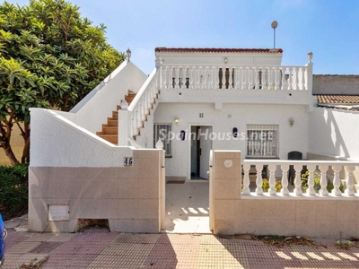 Casa adosada en venta en La Siesta - El Salado - Torreta, Torrevieja