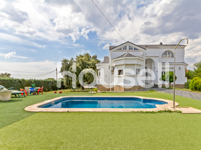 Casa en venta de 638 m² Calle Naranjo de Bulnes (Urb. Montebatres), 28976 Batres (Madrid)