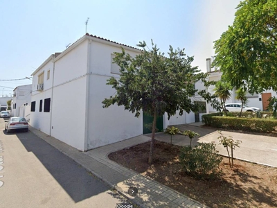 Venta Casa adosada en Calle Santa Teresa 2 Los Santos de Maimona. Buen estado 150 m²