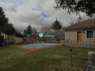 Venta Casa unifamiliar Segovia. 190 m²