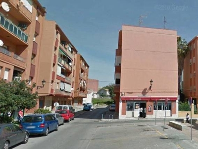 Venta Piso Algeciras. Piso de tres habitaciones Muy buen estado segunda planta con terraza