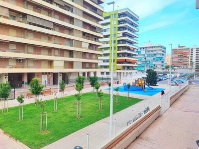 Venta Piso Cullera. Piso de tres habitaciones Buen estado con balcón