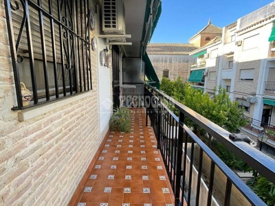 Venta Piso Écija. Piso de tres habitaciones Con terraza