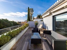 Venta Casa unifamiliar Granada. Con terraza 326 m²