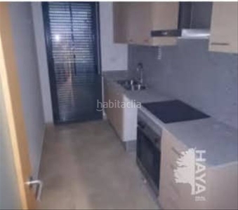 Alquiler piso con 2 habitaciones, ascensor y piscina comunitaria en Deltebre