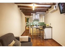 Apartamento en alquiler en Carrer de la Guàrdia en El Raval por 2.000 €/mes