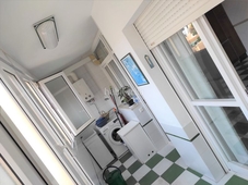 Piso con 4 habitaciones amueblado con ascensor y aire acondicionado en Málaga