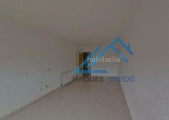 Piso con 4 habitaciones con calefacción en Vilanova del Camí