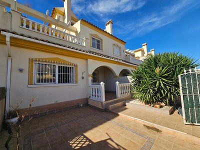 Casa en venta en Playa Flamenca, Orihuela, Alicante