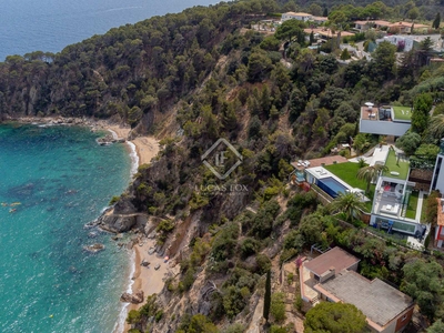 Casa / villa de 601m² en venta en Lloret de Mar / Tossa de Mar