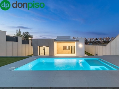 Venta de casa con piscina y terraza en Dílar, CAÑADAS DEL PARQUE