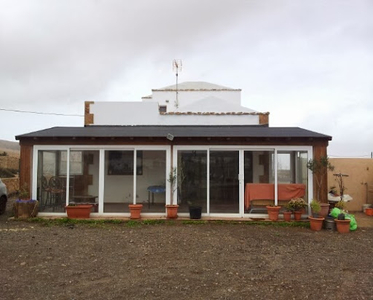 Venta de casa con terraza en Puerto del Rosario, Aldea Llanos de la Concepción