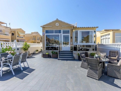 Villa en venta en Centro, Torrevieja