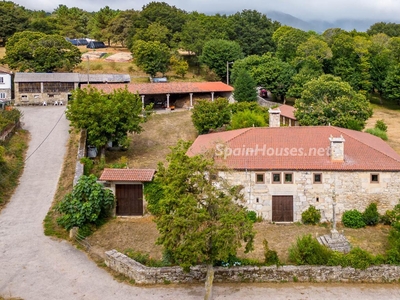 Villa en venta en Chantada