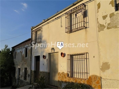 Villa en venta en Fuensanta de Martos