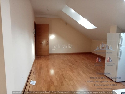 Apartamento con ascensor, parking y calefacción en Aranjuez