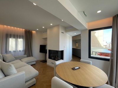Alquiler de ático en Centro - Murcia de 1 habitación con terraza y muebles
