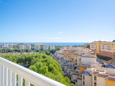 Apartamento en venta en Dehesa de Campoamor, Orihuela, Alicante