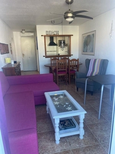 Ático en alquiler en avenida Juan Sebastian Elcano de 2 habitaciones con terraza y muebles