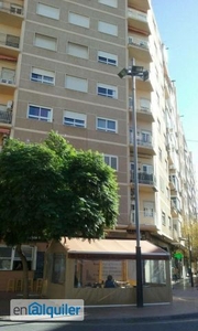 Piso de alquiler en Calle Asdrubal, Alameda