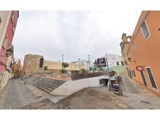 Venta Piso Badajoz. Piso de tres habitaciones Buen estado primera planta con terraza