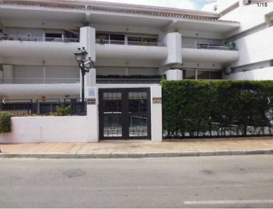 Alquiler de estudio en Lomas de Marbella Club - Puente Romano con terraza y piscina