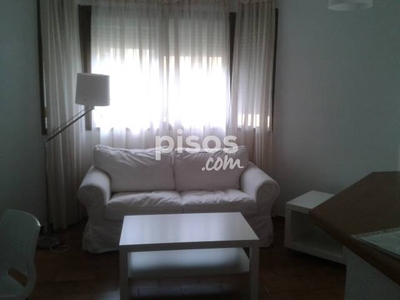 Apartamento en alquiler en Calle Castillo de Aroche, 3 en Tabladilla-Bami por 550 €/mes