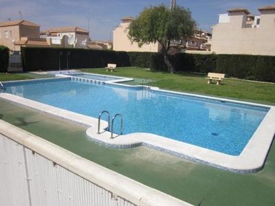 Bungalow en venta en El Chaparral - La Siesta - La Torreta, Torrevieja, Alicante