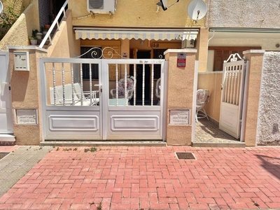 Bungalow en venta en Playa de los Náufragos, Torrevieja, Alicante