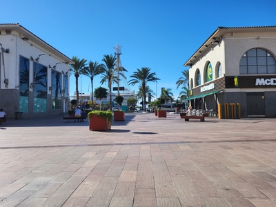 Local comercial en Alquiler en Playa De Los Cristianos Santa Cruz de Tenerife