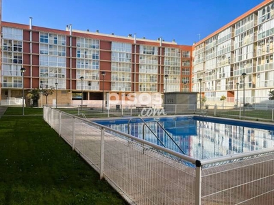 Piso en venta en Calle de Una Noche en la Ópera, 4 en Casablanca-Montecana-Valdespartera por 169.900 €