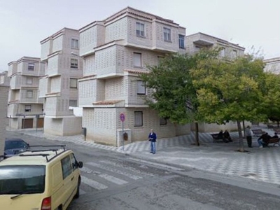 Venta de piso en Centro - Cuenca de 4 habitaciones con calefacción