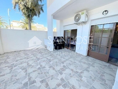 Bungalow en venta en Los Almendros-La Florida, Orihuela