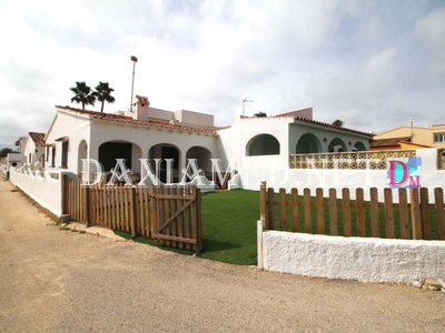 Casa adosada en venta en Dénia