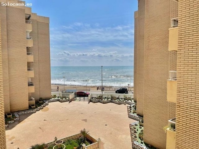 Apartamento a 10 metros de la playa en Playa de los Locos