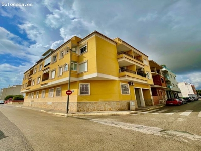Apartamento con terraza en Formentera del Segura
