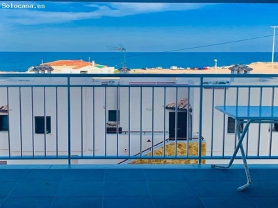 Apartamento con vista abierta al mar Cala de la Higuera en Torrevieja