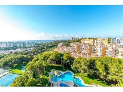 Apartamento con vistas al mar en Altos de Campoamor